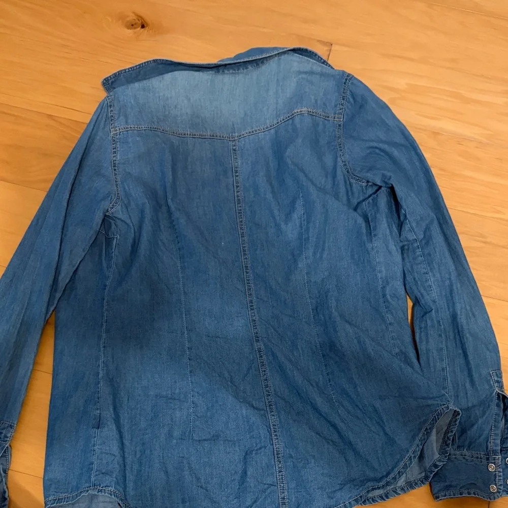 Forever 21 Washed Denim Button-Up Shirt - Blue - Picture 6 of 6